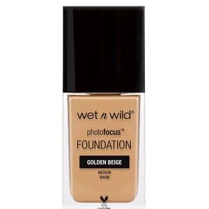Wet n Wild photo focus foundation in Golden Beige